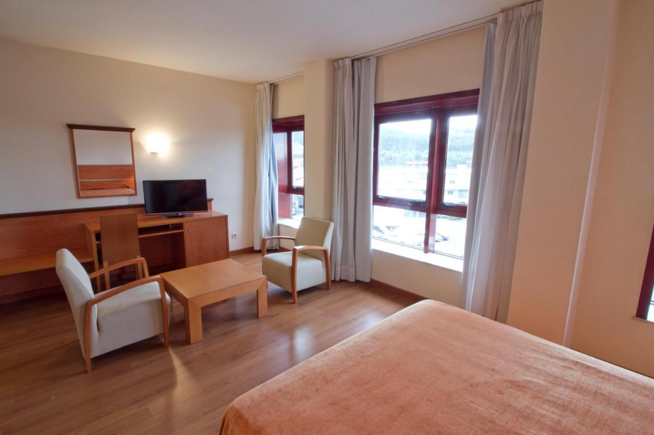 Hotel Torques Bergondo Exterior photo